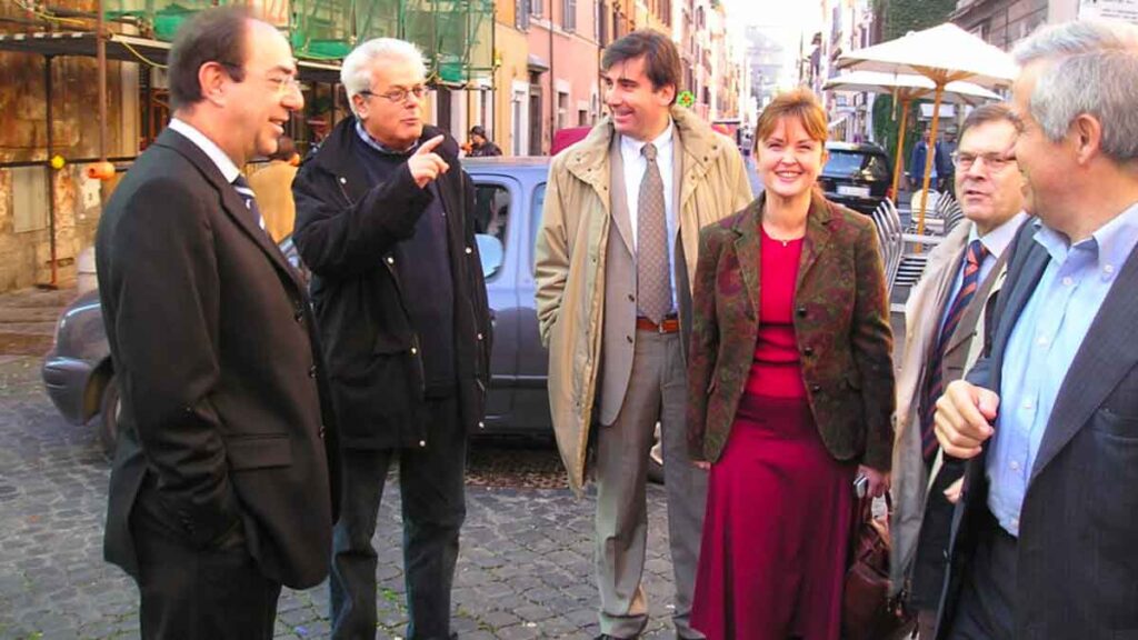 Da sinistra Renato Cantore ,Mario Colangeli,Carlo Fontana,Daniela Sodano,Tonino Oppes e Bepi Casagrande alla fine di una riunione con i Capiredattori regionali