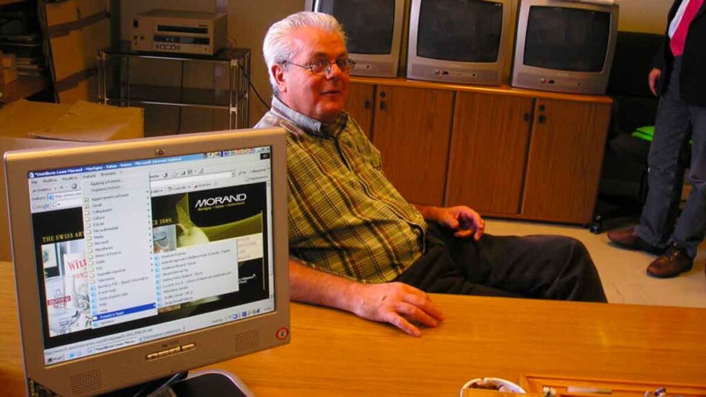 Mario Colangeli nella sua stanza di lavoro al quarto piano di Borgo Sant’Angelo